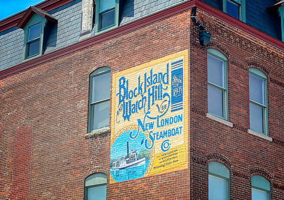 11 Ships and Ferries Mural