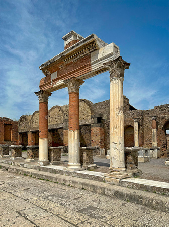 Pompeii Macellum IMG_1717 copy