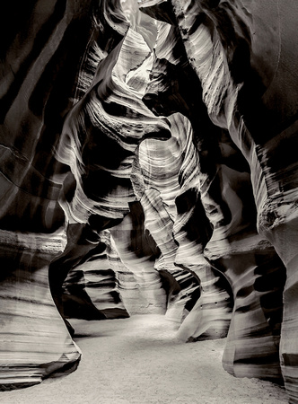 DSC_9755_AntelopeCanyon2018_jdp_May2024_6x9_b&w