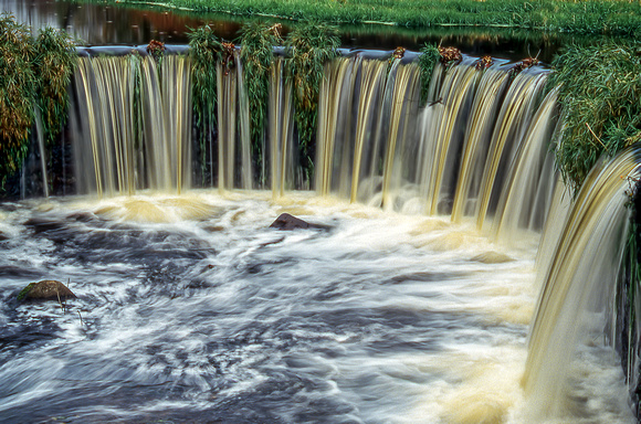 Horseshoe Falls EtachromeElite100 1995 030